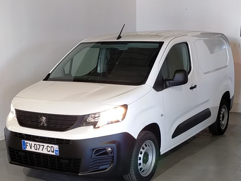 Voiture d’occasion PEUGEOT PARTNER III LONG NIVEAU FG TOLE 1.5 HDI 100CV année 2020 5181 km à Voiture d’occasion PEUGEOT PARTNER III LONG NIVEAU FG TOLE 1.5 HDI 100CV année 2020 5181 km à
